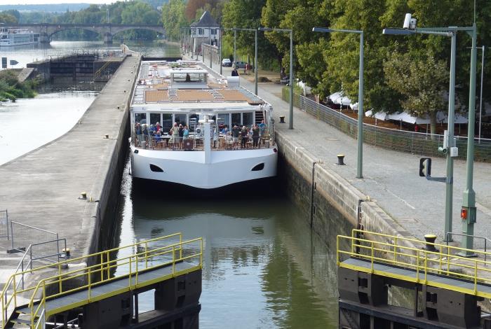 Schleuse an der alten Mainbrcke