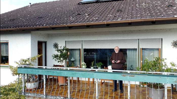 Erster Flug vom Balkon aus