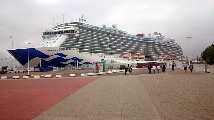 Regal Princess in Warnemnde